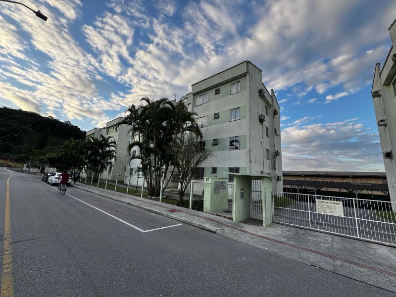 Apartamento - Prof. Herondina Silva Vieira, localizado em Joinville - SC