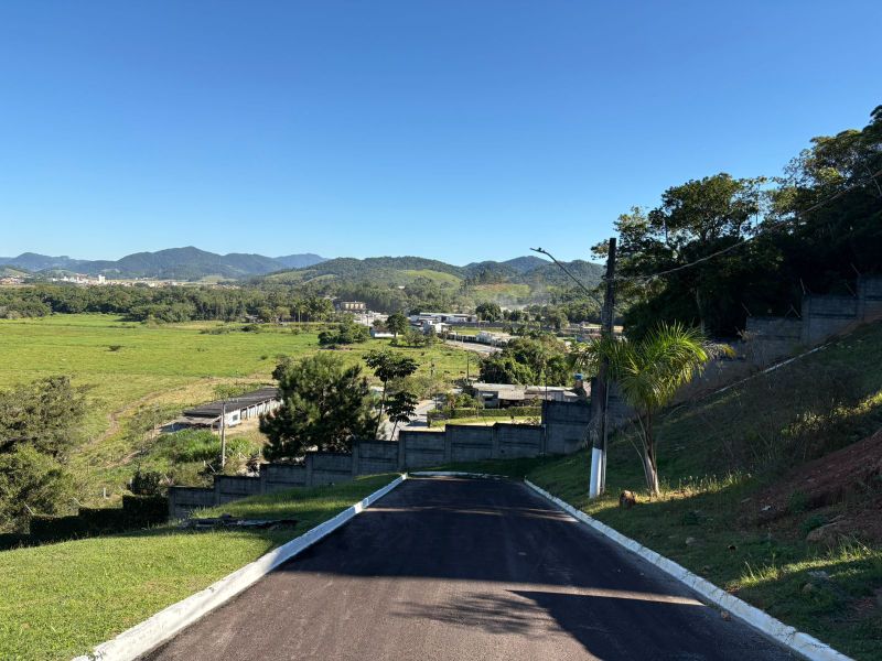Terreno - Cond. Residencial Mirante Camboriú, localizado em Camboriú - SC, bairro Centro