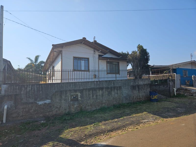 Imagem do imóvel Casa de Madeira