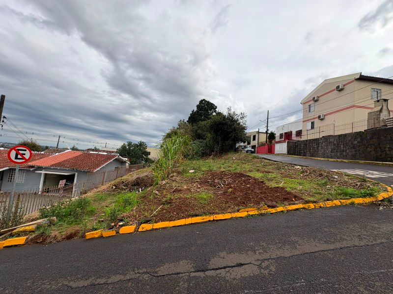 Terreno de 1.405,76 m²