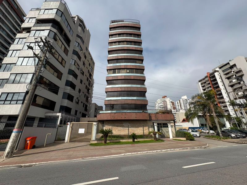Apartamento de 141,37m² - Beira Mar Norte