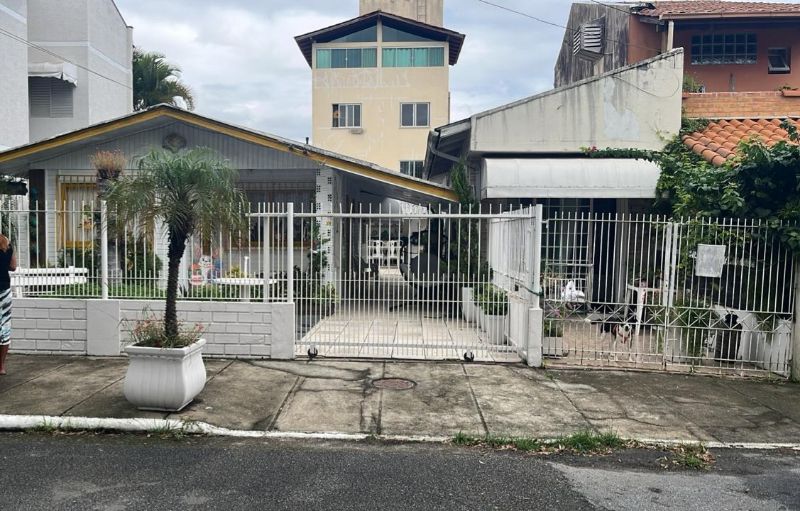 Imagem do imóvel VENDA DIRETA:TERRENO 300m², EDIFICADO,CANASVIEIRAS