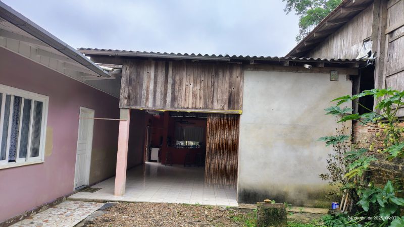 2ª PRAÇA:TERRENO URBANO ÁREA 1.510,50M² EDIFICADO, localizado em Rio Do Oeste - SC, bairro Jardim das Hortências