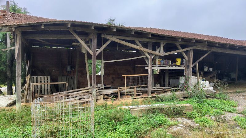 2ª PRAÇA:TERRENO URBANO ÁREA 1.510,50M² EDIFICADO, localizado em Rio Do Oeste - SC, bairro Jardim das Hortências