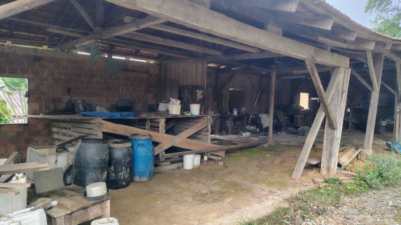 2ª PRAÇA:TERRENO URBANO ÁREA 1.510,50M² EDIFICADO, localizado em Rio Do Oeste - SC, bairro Jardim das Hortências