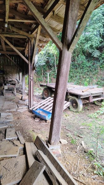 2ª PRAÇA:TERRENO URBANO ÁREA 1.510,50M² EDIFICADO, localizado em Rio Do Oeste - SC, bairro Jardim das Hortências
