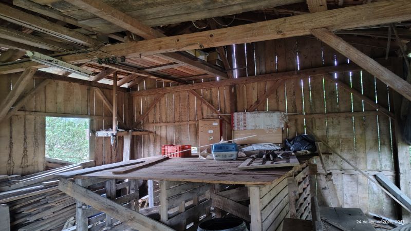 2ª PRAÇA:TERRENO URBANO ÁREA 1.510,50M² EDIFICADO, localizado em Rio Do Oeste - SC, bairro Jardim das Hortências