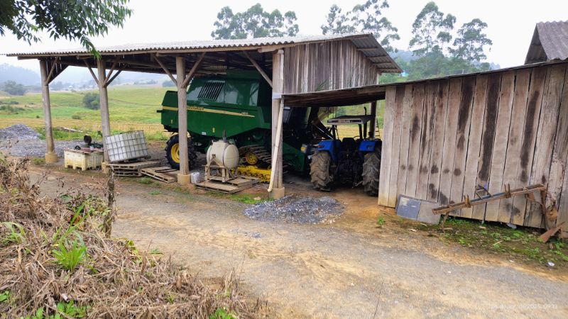 2ª PRAÇA:TERRENO URBANO ÁREA 1.510,50M² EDIFICADO, localizado em Rio Do Oeste - SC, bairro Jardim das Hortências