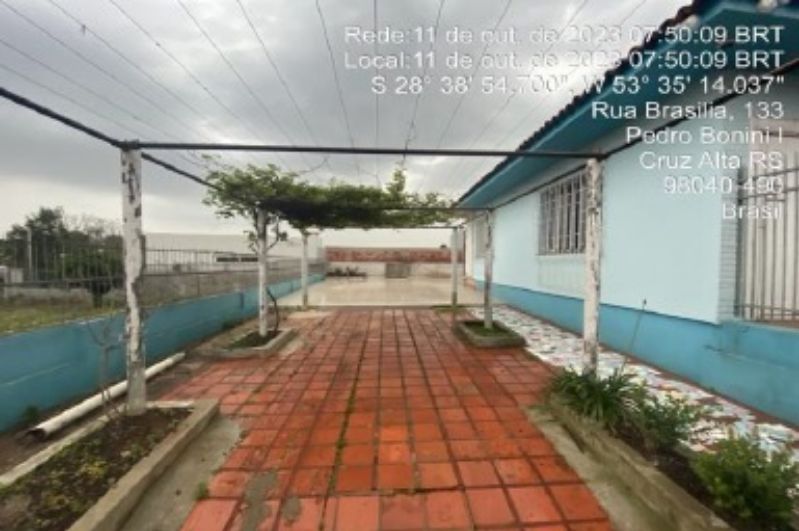 Terreno com casa em Cruz Alta/RS, localizado em Cruz Alta - RS