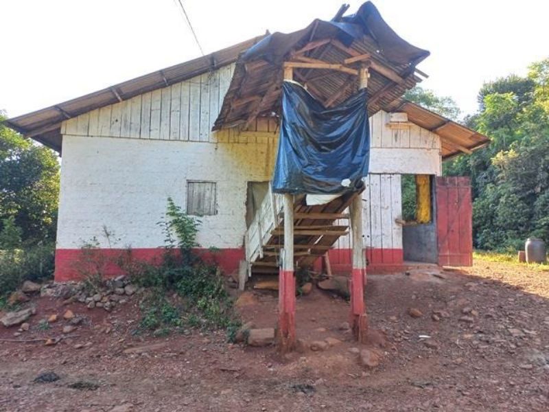 Terreno com 96.800,00m² com granja e moradias, localizado em Concórdia - SC