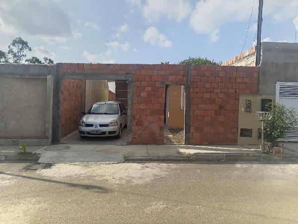 Casa : area_privativa: 41,56: area_terre.