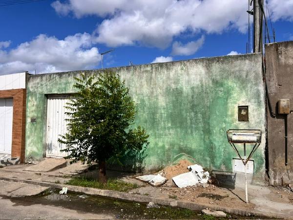 Casa : area_privativa: 45,28: area_terre.