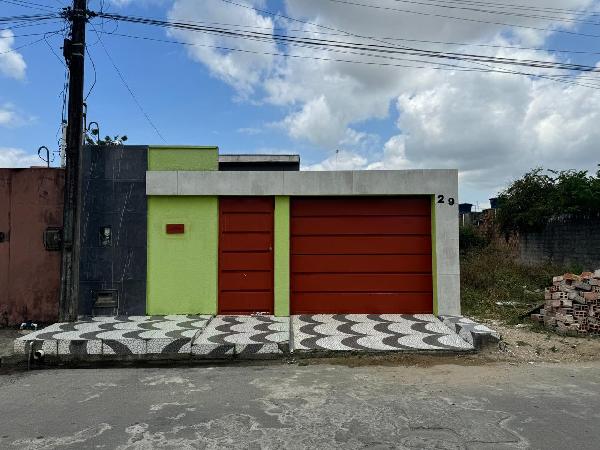 Casa : area_privativa: 115,5: area_terre.