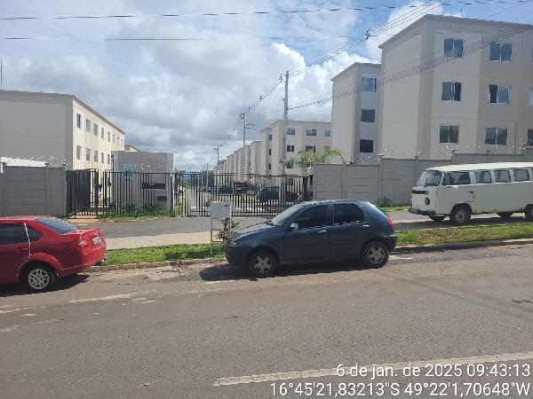 Apartamento : area_privativa: 42,05: area_terre.
