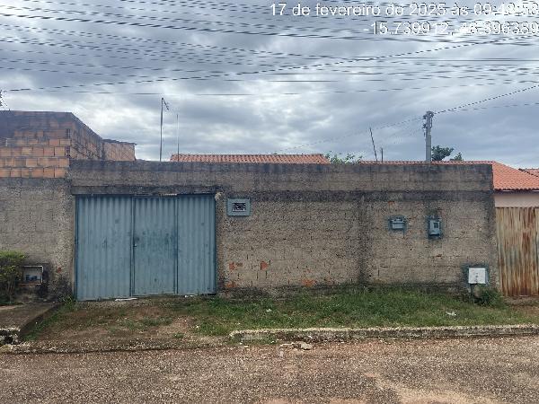 Casa : area_privativa: 51,12: area_terre.