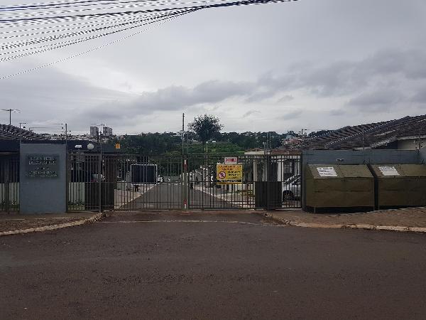 Casa : area_privativa: 71,9: area_terren.