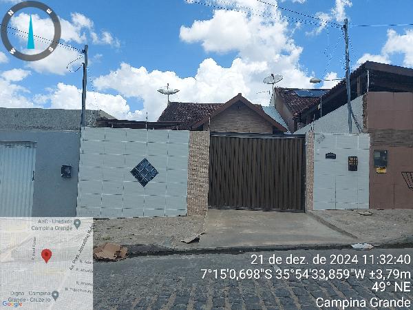 Casa : area_privativa: 84,22: area_terre.