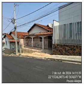 Casa : area_privativa: 147,42: area_terr.