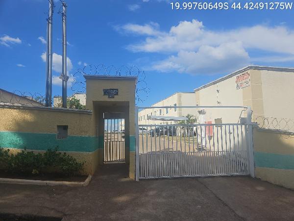 Apartamento : area_privativa: 49,23: area_terre.