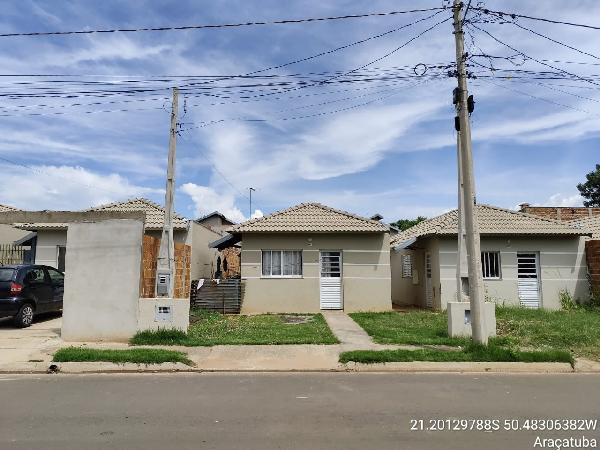 Casa : area_privativa: 44,82: area_terre.