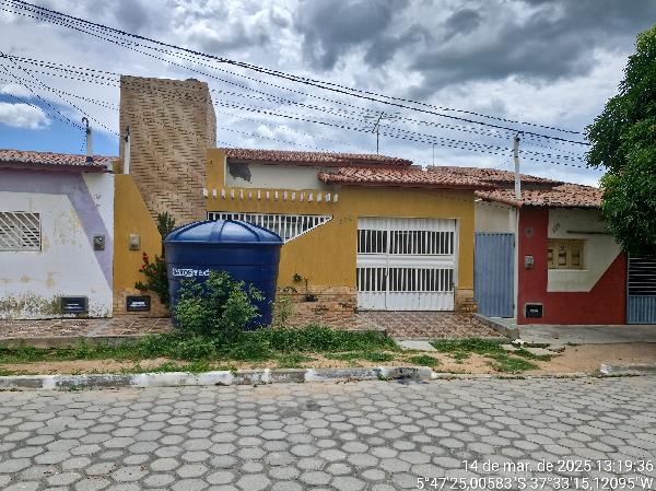 Casa : area_privativa: 103,6: area_terre.