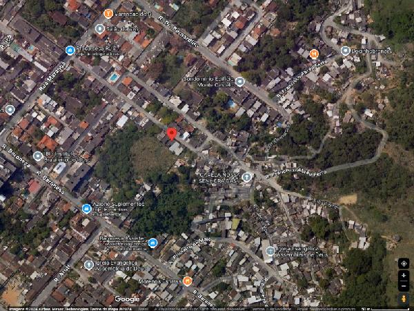 Casa : area_privativa: 98: area_terreno:.