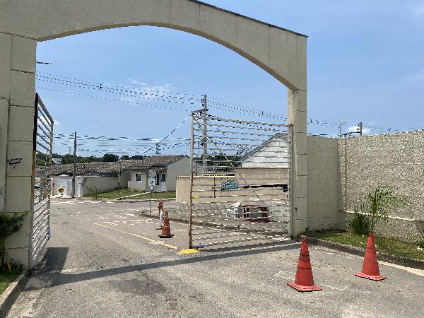 Casa : area_privativa: 52,15: area_terre.