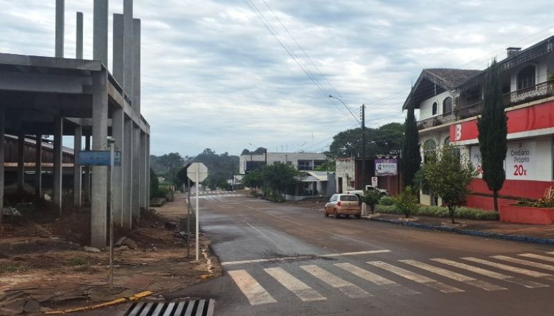 Terreno com Estrutura em construção, localizado em Selbach - RS