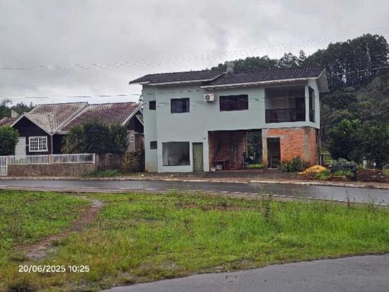 Terreno com casa em ipumirim/sc.