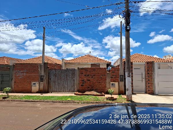 Casa, 43,92 m2 de área total, 43,92 m2 de área pr, localizado em Rio Claro - SP