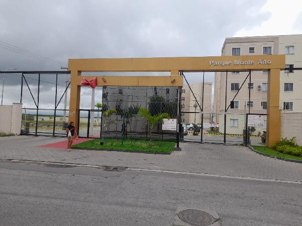 Apartamento, 110,61 m2 de área total, 41,93 m2 de, localizado em Macaé - RJ