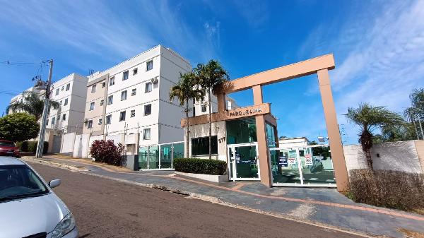 Apartamento, 70,3 m2 de área total, 47,7 m2 de ár, localizado em Londrina - PR