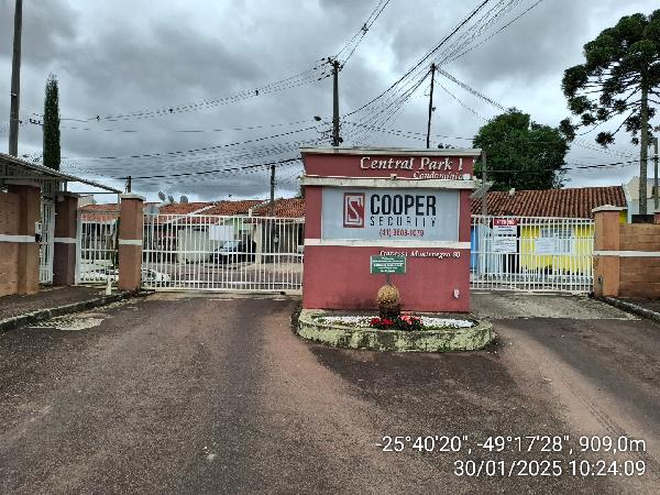Casa, 39,89 m2 de área total, 38,6 m2 de área pri, localizado em Araucária - PR