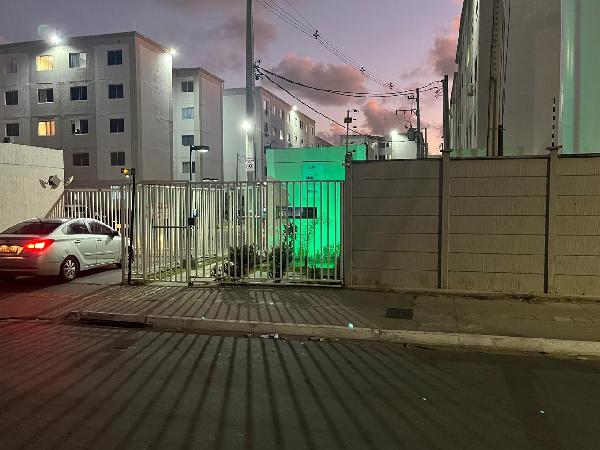 Apartamento, 77,94 m2 de área total, 41,79 m2 de, localizado em Paulista - PE