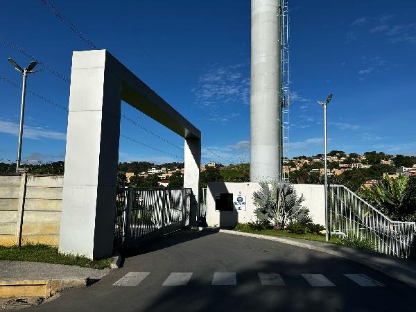 Apartamento, 214,27 m2 de área total, 43,22 m2 de, localizado em Santa Luzia - MG