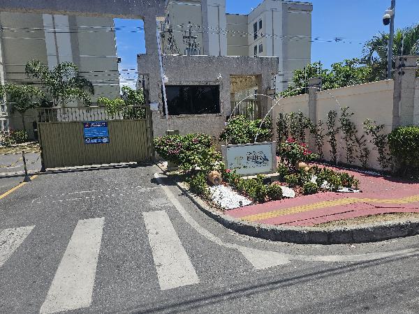 Apartamento, 48,76 m2 de área total, 40,28 m2 de, localizado em Camaçari - BA