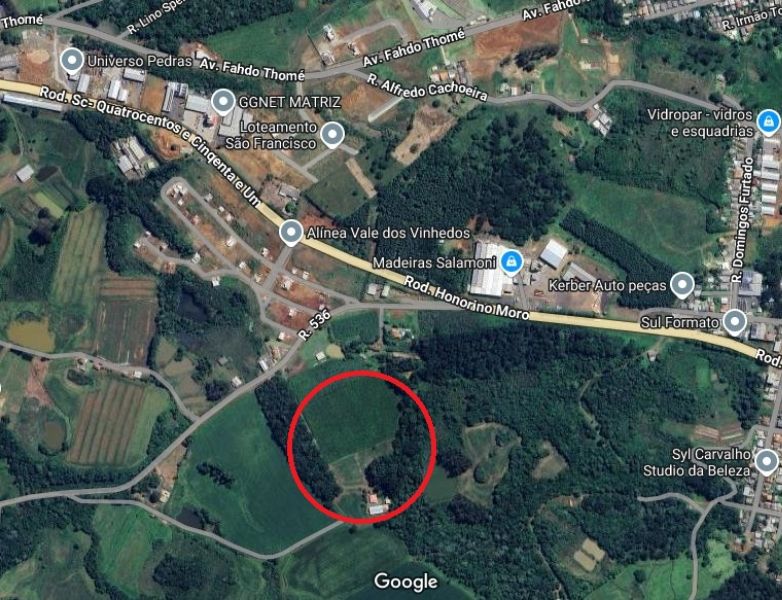 Áreas Rurais com 126.990m²