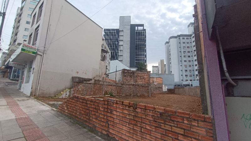 Terreno No centro Com 572,00m², localizado em Concórdia - SC