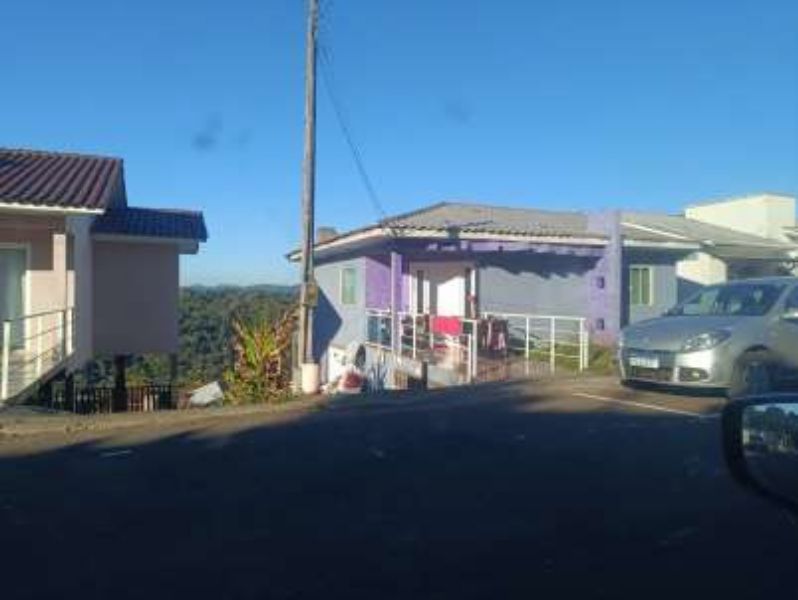 Terreno com Casa no Lot. Vila Nostra, localizado em Concórdia - SC