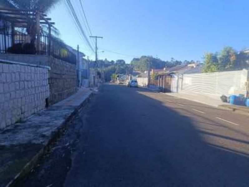 Terreno com Casa no Lot. Vila Nostra, localizado em Concórdia - SC