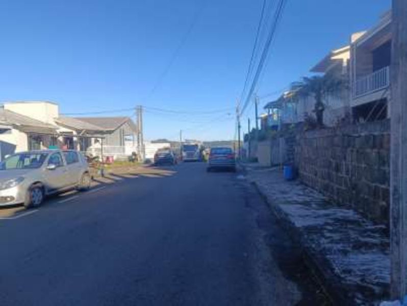 Terreno com Casa no Lot. Vila Nostra, localizado em Concórdia - SC