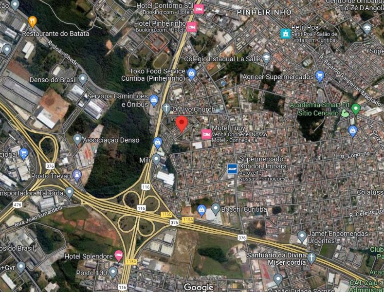 Terreno com Casa, Bairro Pinheirinho, localizado em Curitiba - PR