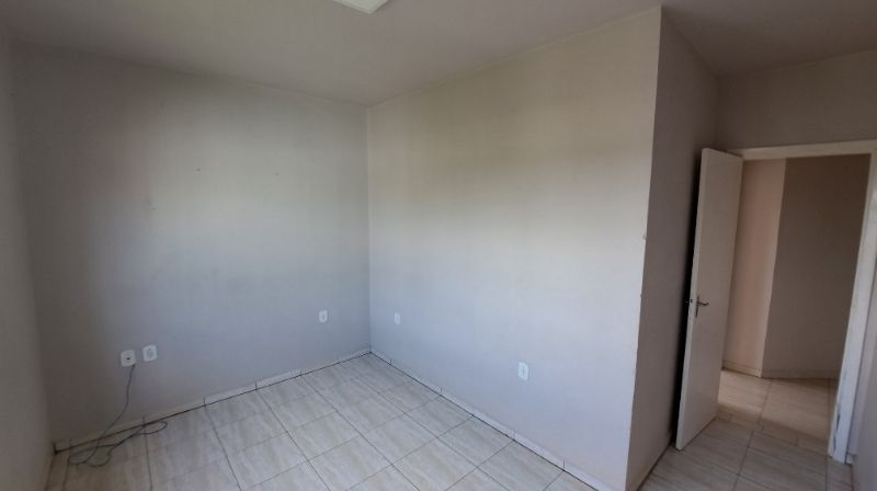 Terreno com casa (desocupada), localizado em Pinhalzinho - SC