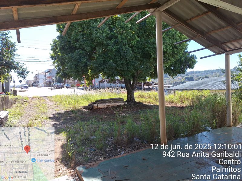 Terreno com casa em Palmitos/SC, localizado em Palmitos - SC