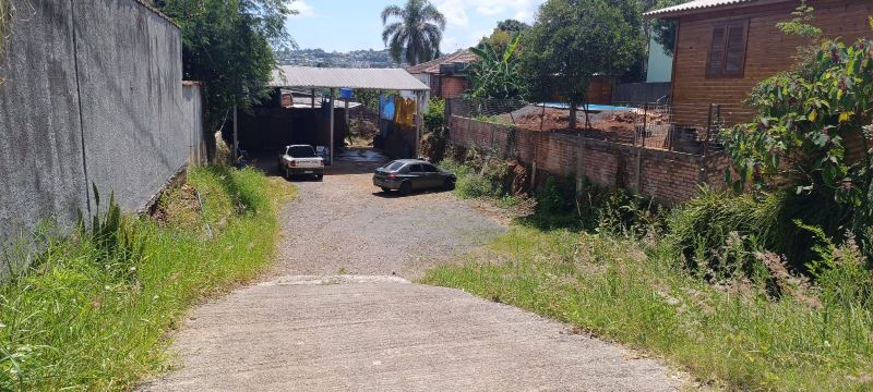 Terreno com 549,00 m² com barracão, localizado em Concórdia - SC, bairro Vista Alegre