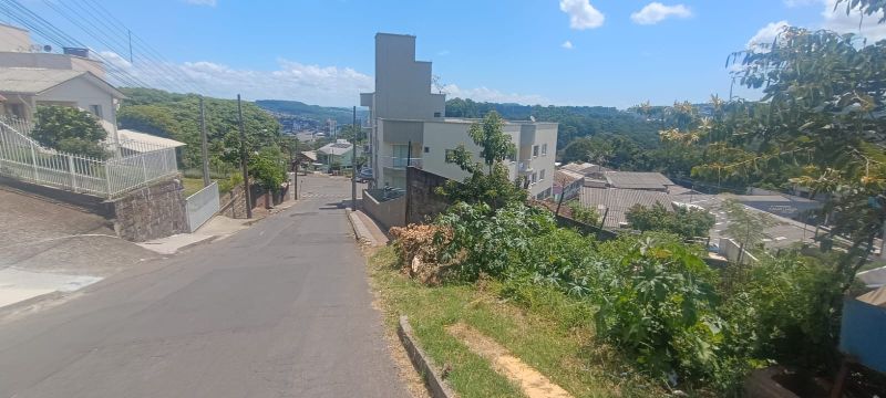 Terreno com 387 m² no Bairro Vista Alegre, localizado em Concórdia - SC, bairro Vista Alegre