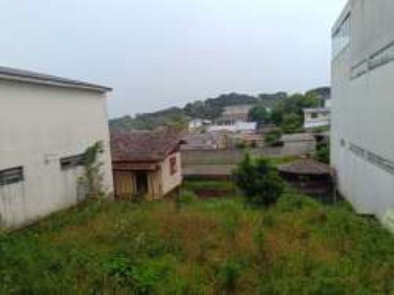 Terreno com Barracão/Estacionamento, localizado em Catanduvas - SC