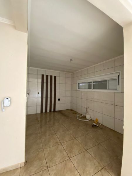Terreno com casa, localizado em Tapejara - RS
