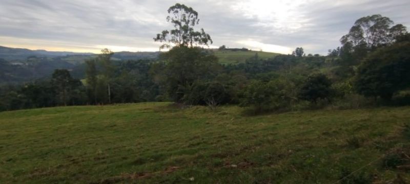 Área rural com 150.000,00m² em Barra do Saltinho, localizado em Seara - SC, bairro Barra Grande
