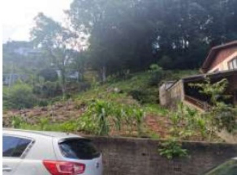 Terreno na área central com área de 695,49m2, localizado em Concórdia - SC